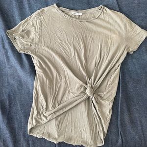 Zara Women’s Medium Grey Sage Green T-shirt